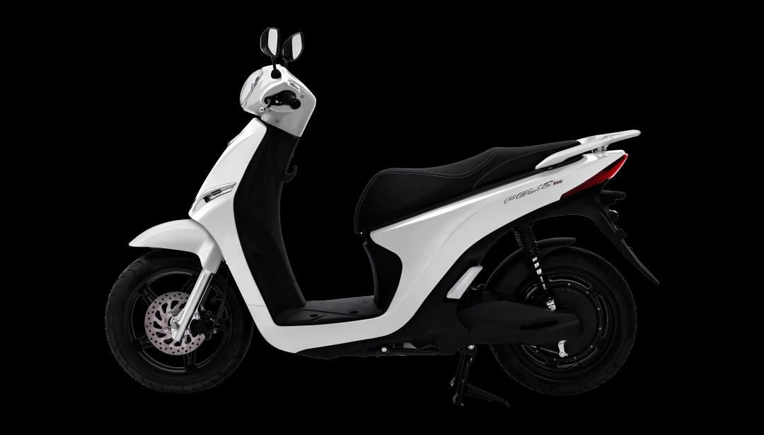 Feliz Neo-/evo-white.png