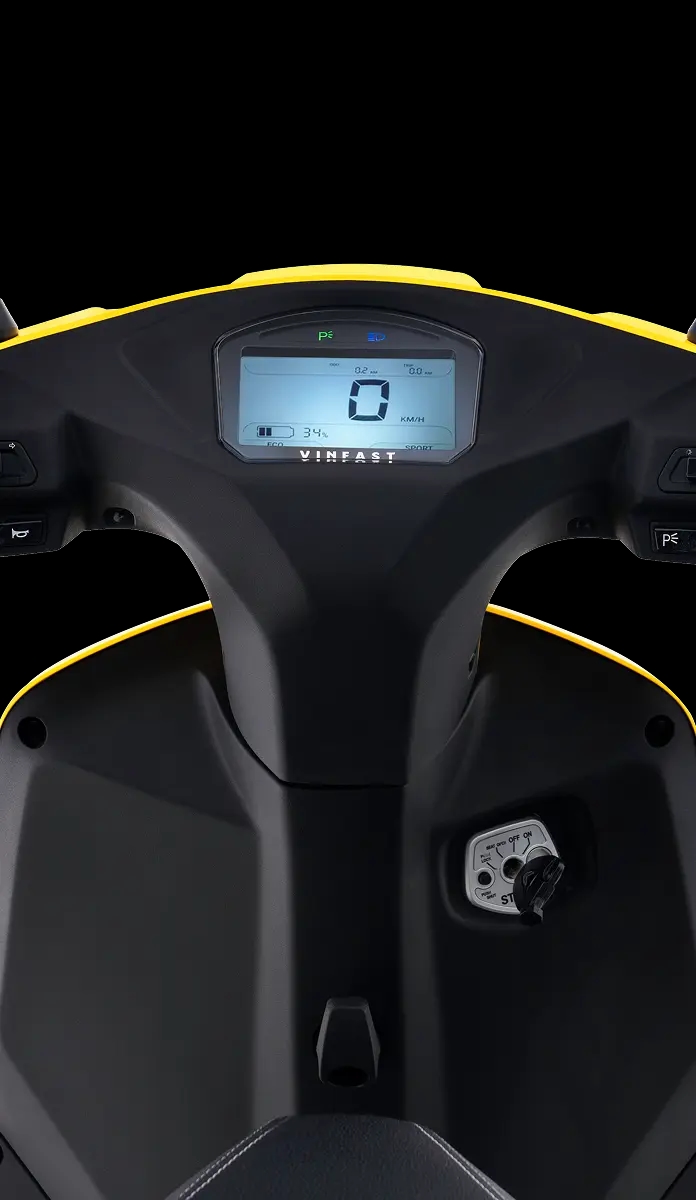 Vento Neo Trang bị cụm đồng hồ đa chức năng HMI 4.8, mang đến khả năng hiển thị rõ ràng mọi thông tin, giúp dễ dàng theo dõi các thông số của xe trong mọi thời điểm trong ngày.